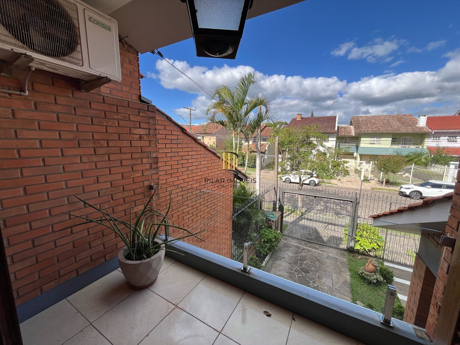 Casa com piscina a venda em Ipanema