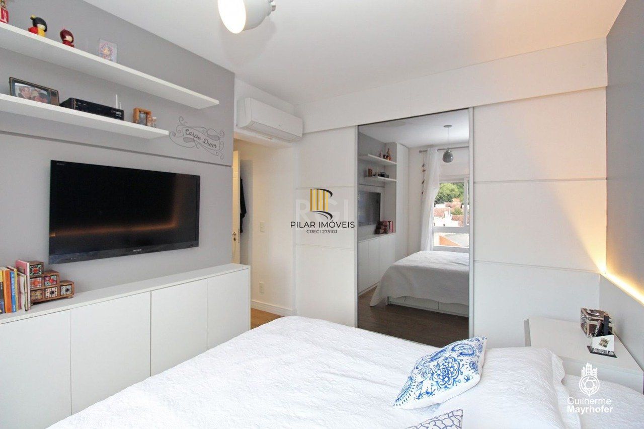 Apartamento para Venda - 128m², 3 dormitórios, sendo 3 suites, 2 vagas - Menino Deus