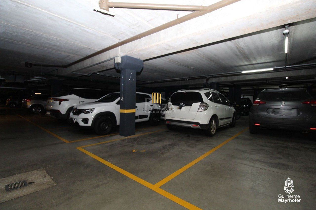 Apartamento para Venda - 128m², 3 dormitórios, sendo 3 suites, 2 vagas - Menino Deus