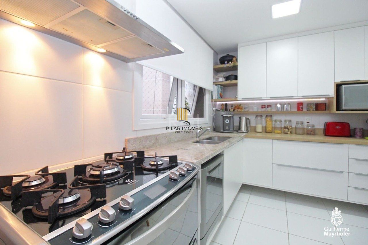 Apartamento para Venda - 128m², 3 dormitórios, sendo 3 suites, 2 vagas - Menino Deus