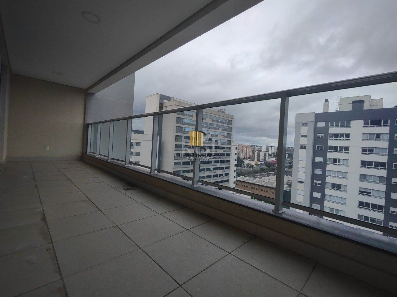 Apartamento para Venda - 127m², 3 dormitórios, sendo 3 suites, 3 vagas - Central Parque