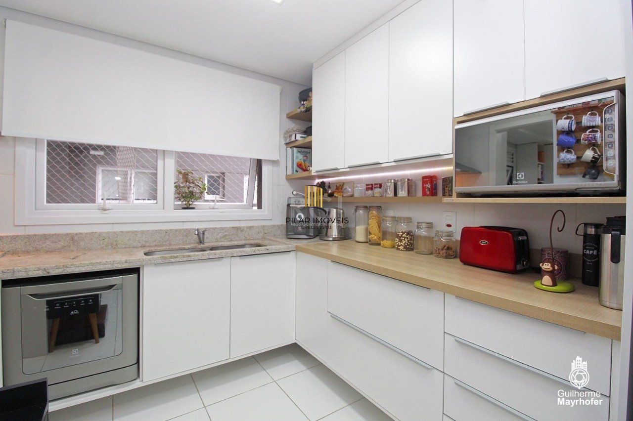 Apartamento para Venda - 128m², 3 dormitórios, sendo 3 suites, 2 vagas - Menino Deus