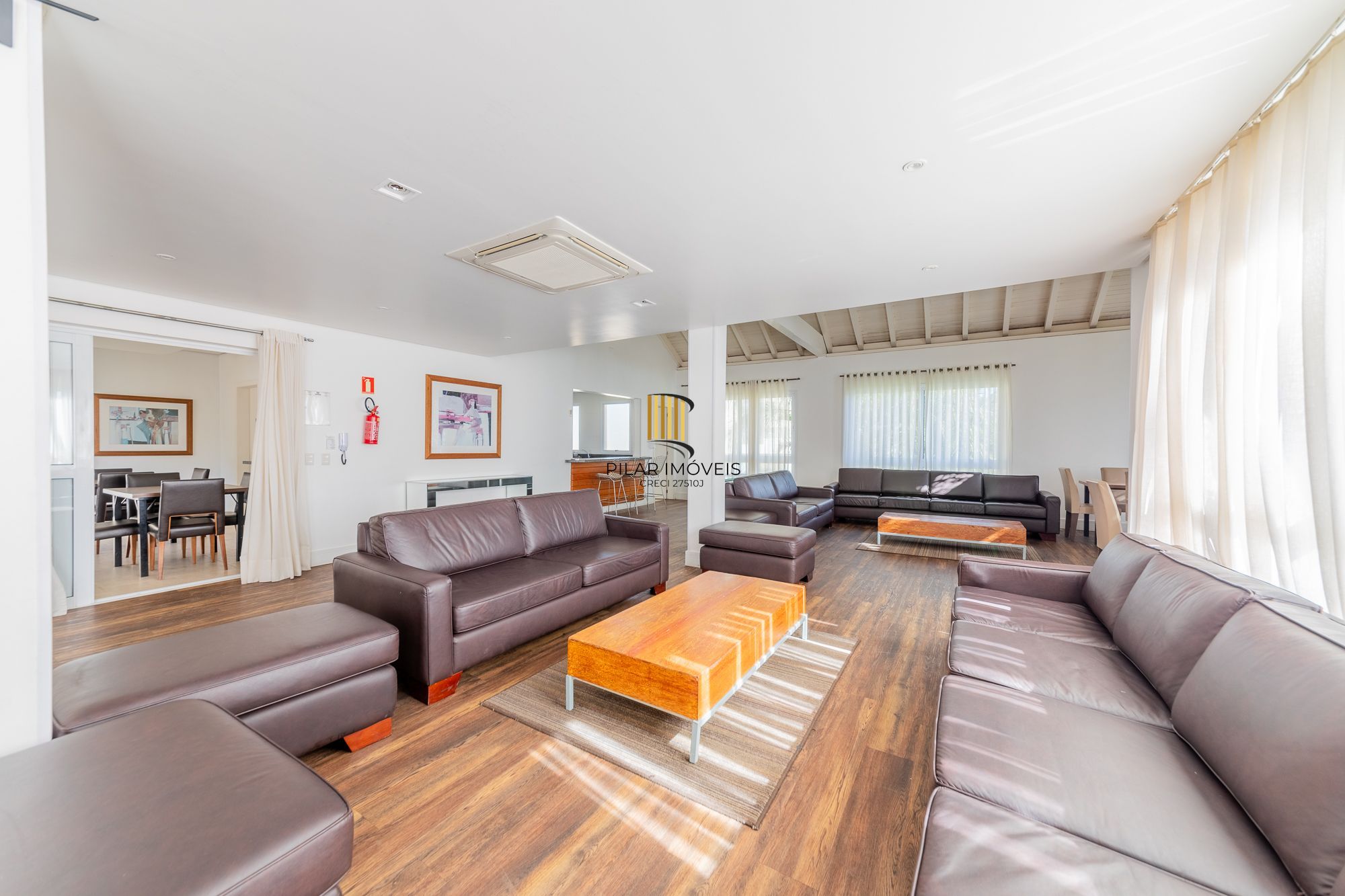 Casa lindíssima no Terra Mater à venda 3 dorm, Lareira e 2 vagas