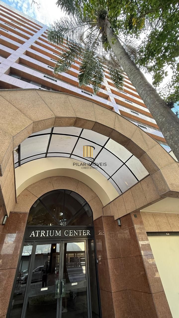 Espetacular Clínica de Cirurgia Médica toda montada à venda na Av. Carlos Gomes em Porto Alegre