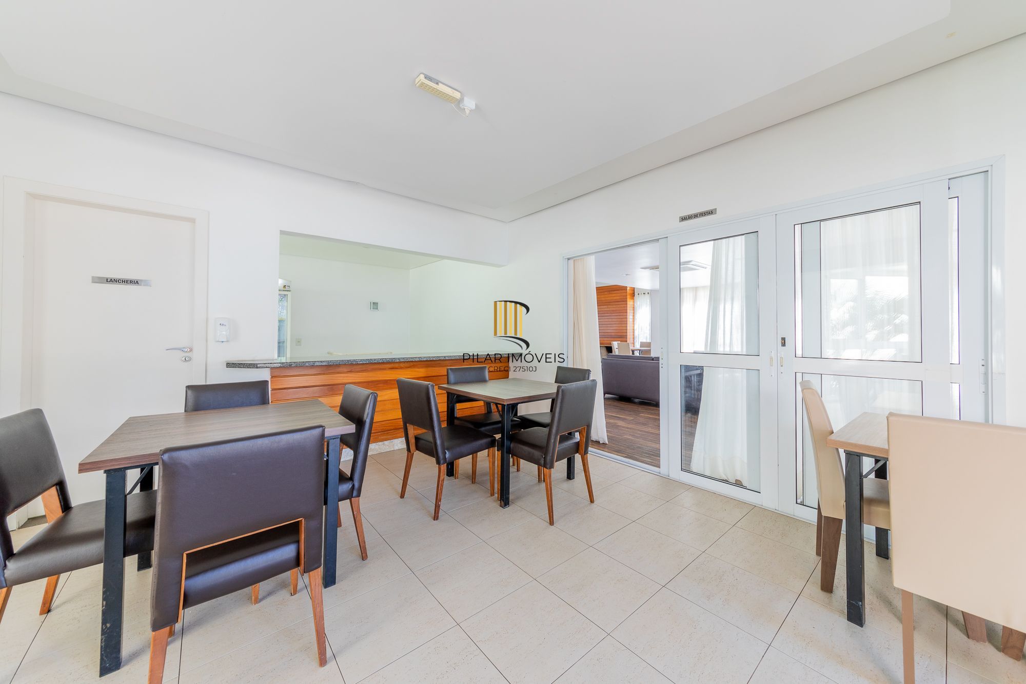 Casa lindíssima no Terra Mater à venda 3 dorm, Lareira e 2 vagas