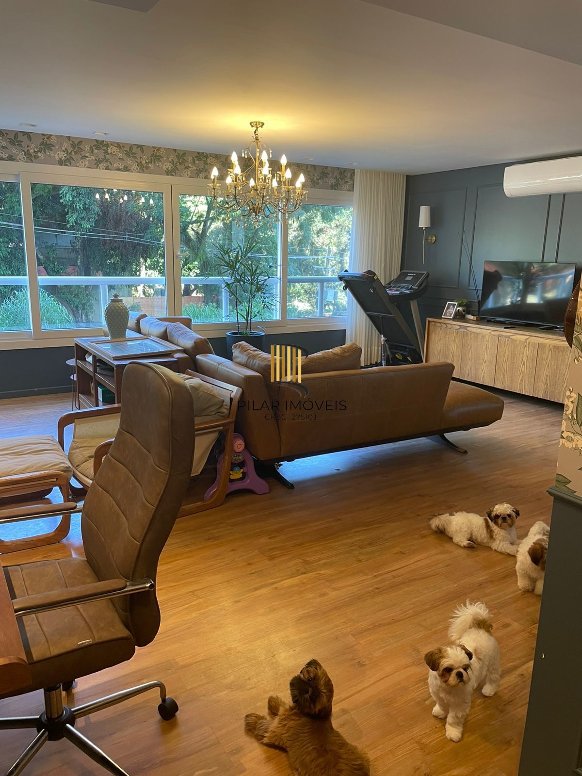 Apartamento à VENDA, com ótima planta de 137 m² privativos, 3 SUÍTES, 2 vagas, em um condominio com INFRAESTRUTURA DE RESORT, bairro RIO BRANCO. - Pilar Imóveis