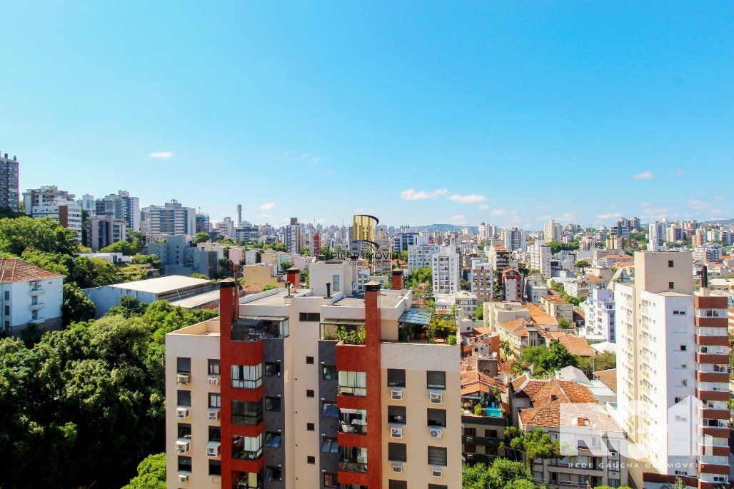 Apartamento de 1 dormitório com suíte americana, 1 vaga de garagem coberta Mobiliado e decorado.