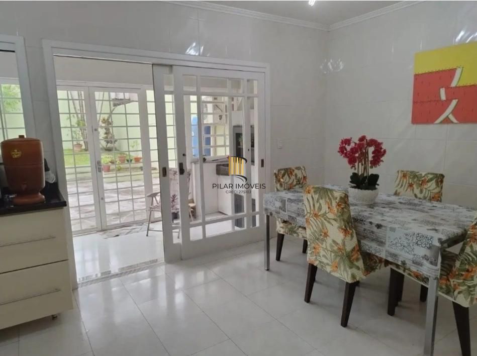 Casa 3 dormitórios no bairro Jardim Itu