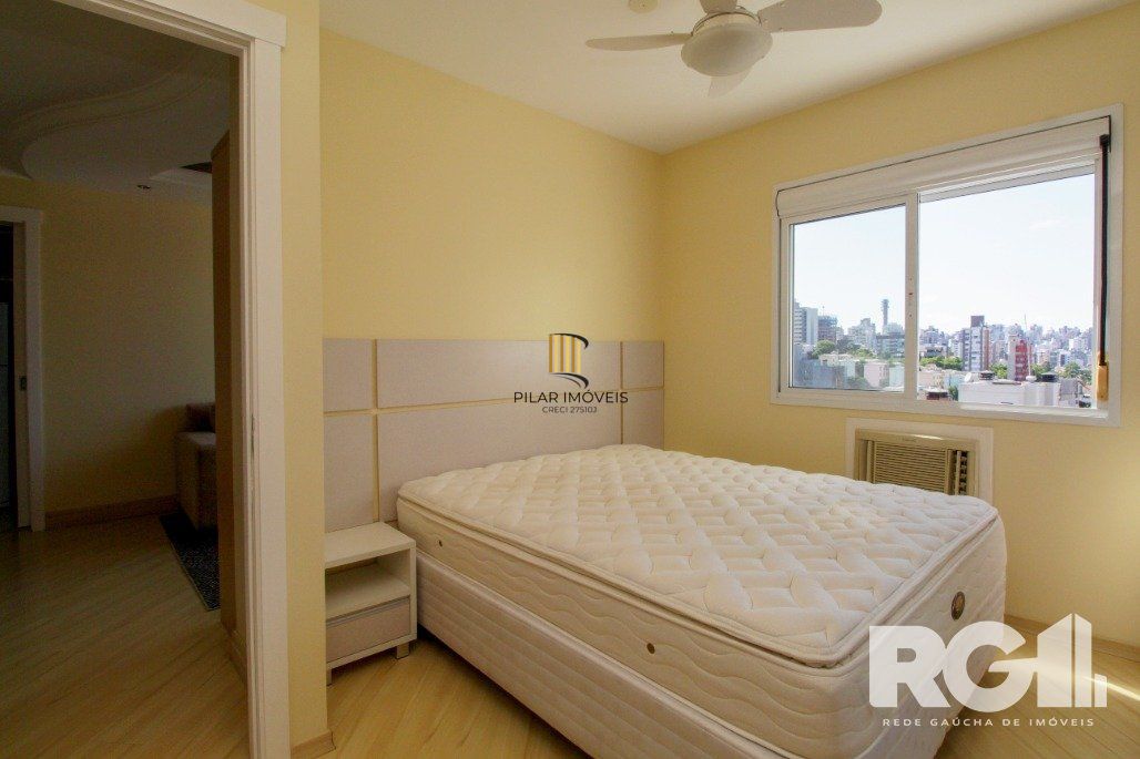 Apartamento de 1 dormitório com suíte americana, 1 vaga de garagem coberta Mobiliado e decorado.
