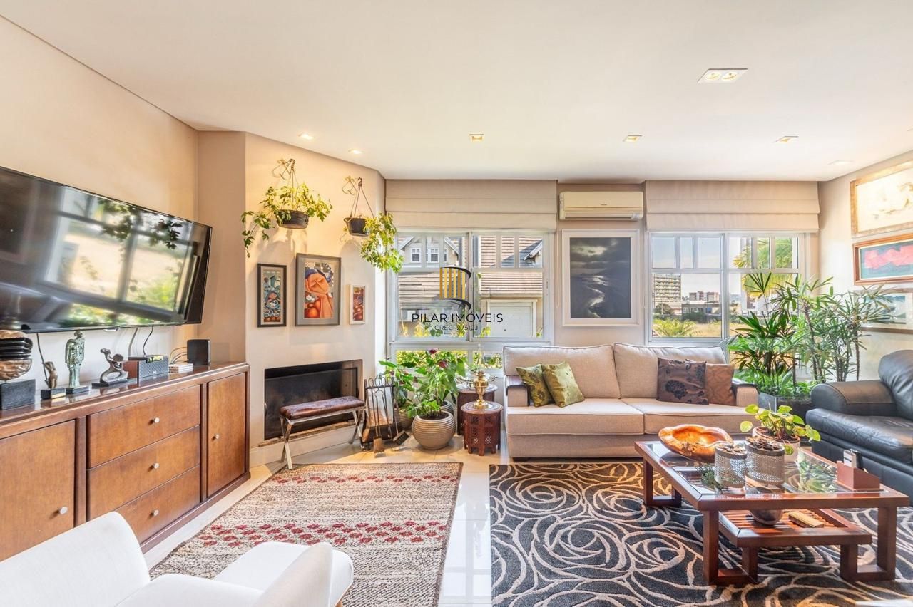 Casa de 218 m² no Condomínio Terra Mater