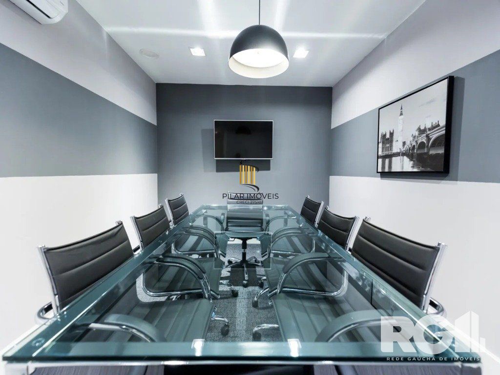 Sala para alugar totalmente mobiliada e decorada, 52 m² privativos divididos em 2 ambientes com vaga.