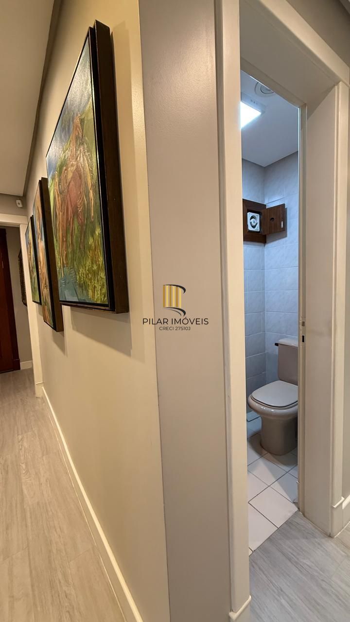 Espetacular Clínica de Cirurgia Médica toda montada à venda na Av. Carlos Gomes em Porto Alegre