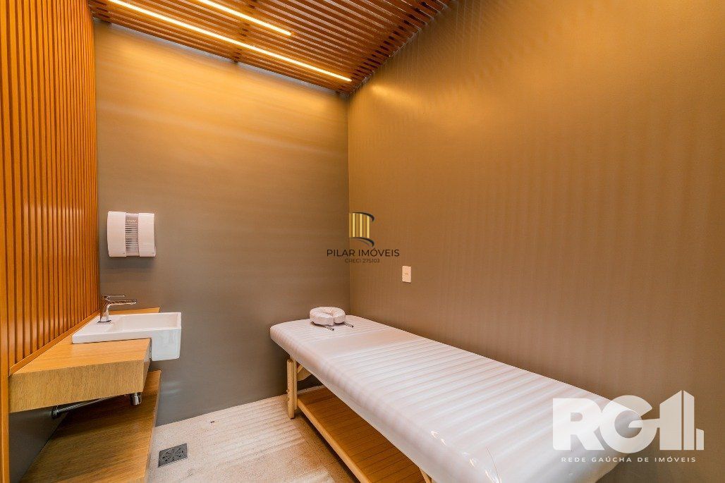 Apartamento de alto padrão construtivo 159 m2 com 3 suítes com 3 vagas no bairro Auxiliadora.