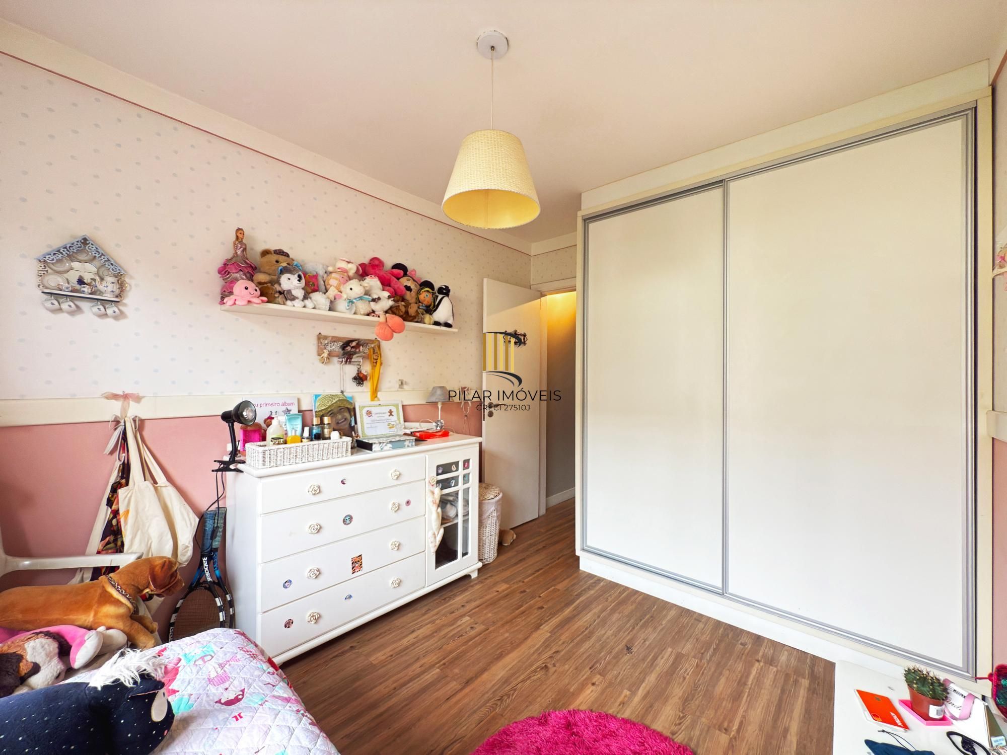 Casa lindíssima no Terra Mater à venda 3 dorm, Lareira e 2 vagas