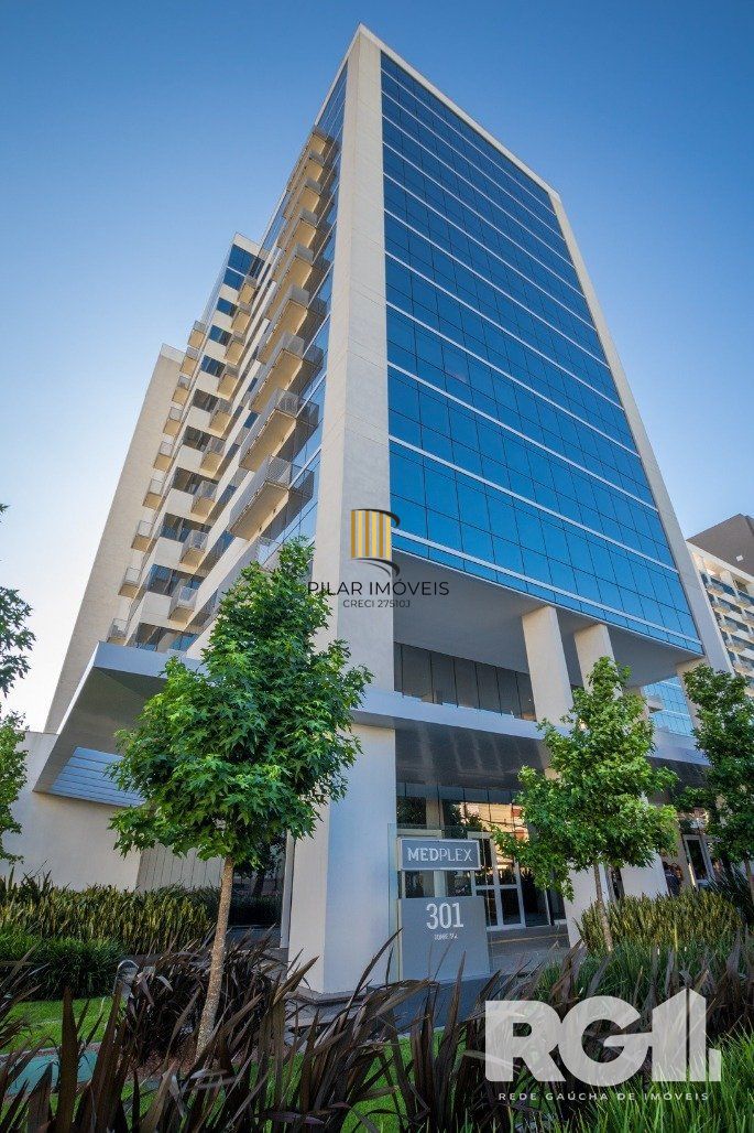 Sala para venda e locação no Medplex,  33 m2 andar alto.