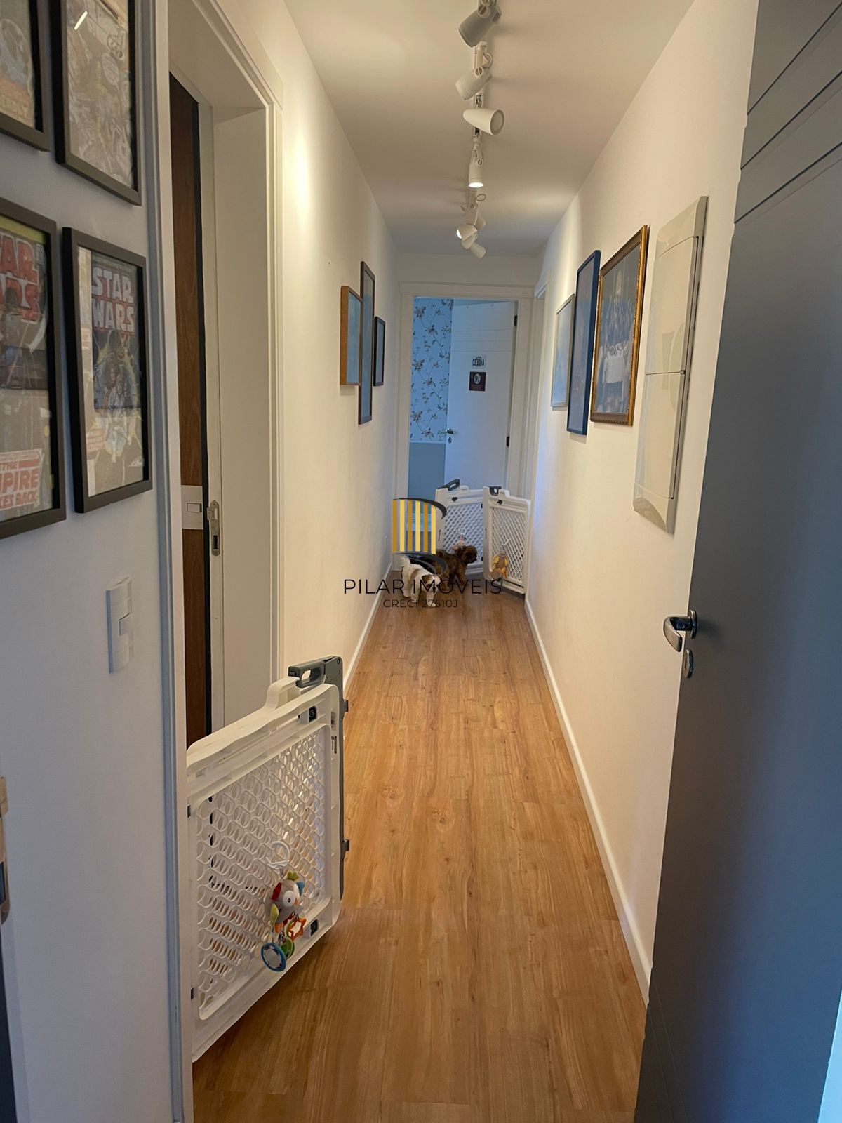 Apartamento à VENDA, com ótima planta de 137 m² privativos, 3 SUÍTES, 2 vagas, em um condominio com INFRAESTRUTURA DE RESORT, bairro RIO BRANCO.