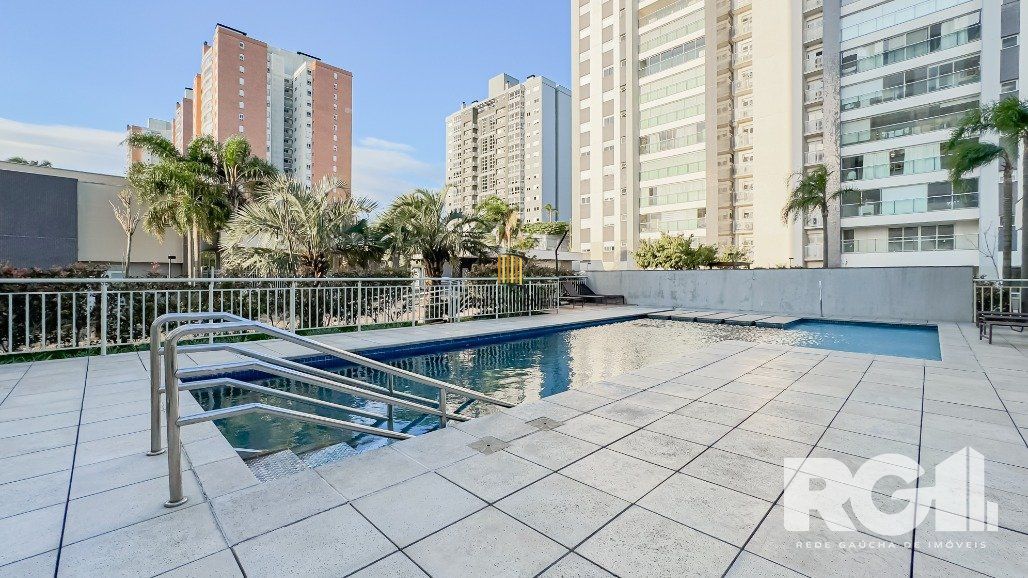 Exclusividade: Apartamento decorado por arquiteto, 102m² priv, 4 vagas com carregador carro eletrico instalado, infra completa no Central Parque