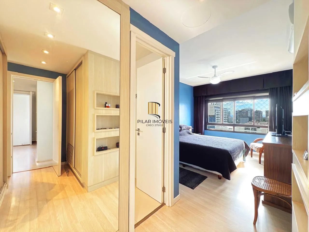 Apartamento de 3 suítes com 3 vagas, 136 m2 próximo ao Shopping Iguatemi.