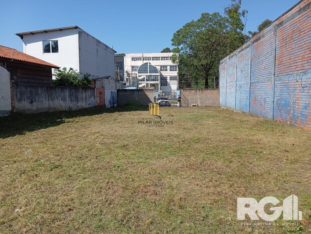 Terreno comercial de 572 m2,  medindo 14,30 m de testada x 40 m de profundidade  na Av. Boqueirão em Canoas-RS.
