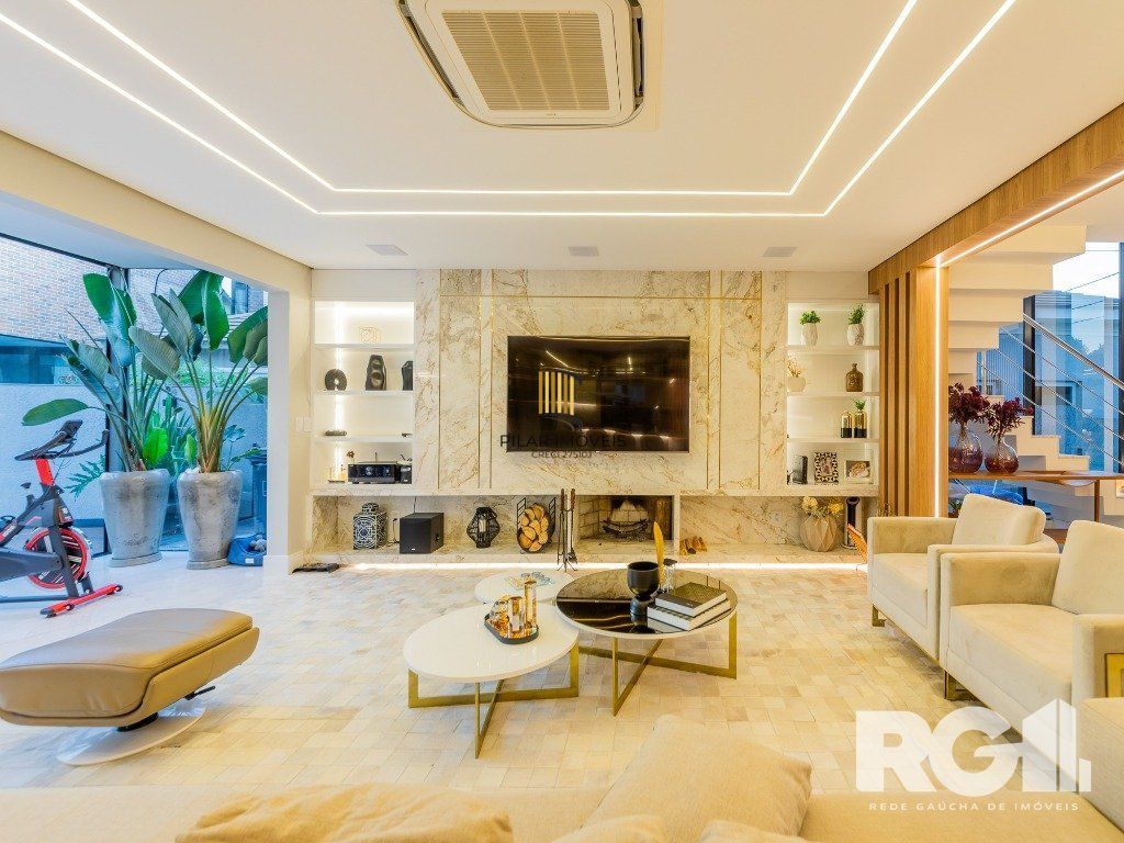 Espetacular residência MOBILIADA E DECORADA de ALTO LUXO - elementos de altíssima qualidade tanto nas pedras quanto na marcenaria no BuenaVista Condomínio Parque em Viamão.