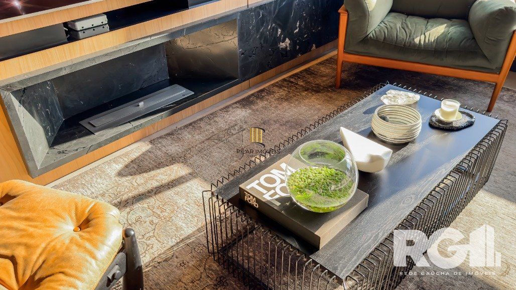 Exclusividade: Apartamento decorado por arquiteto, 102m² priv, 4 vagas com carregador carro eletrico instalado, infra completa no Central Parque