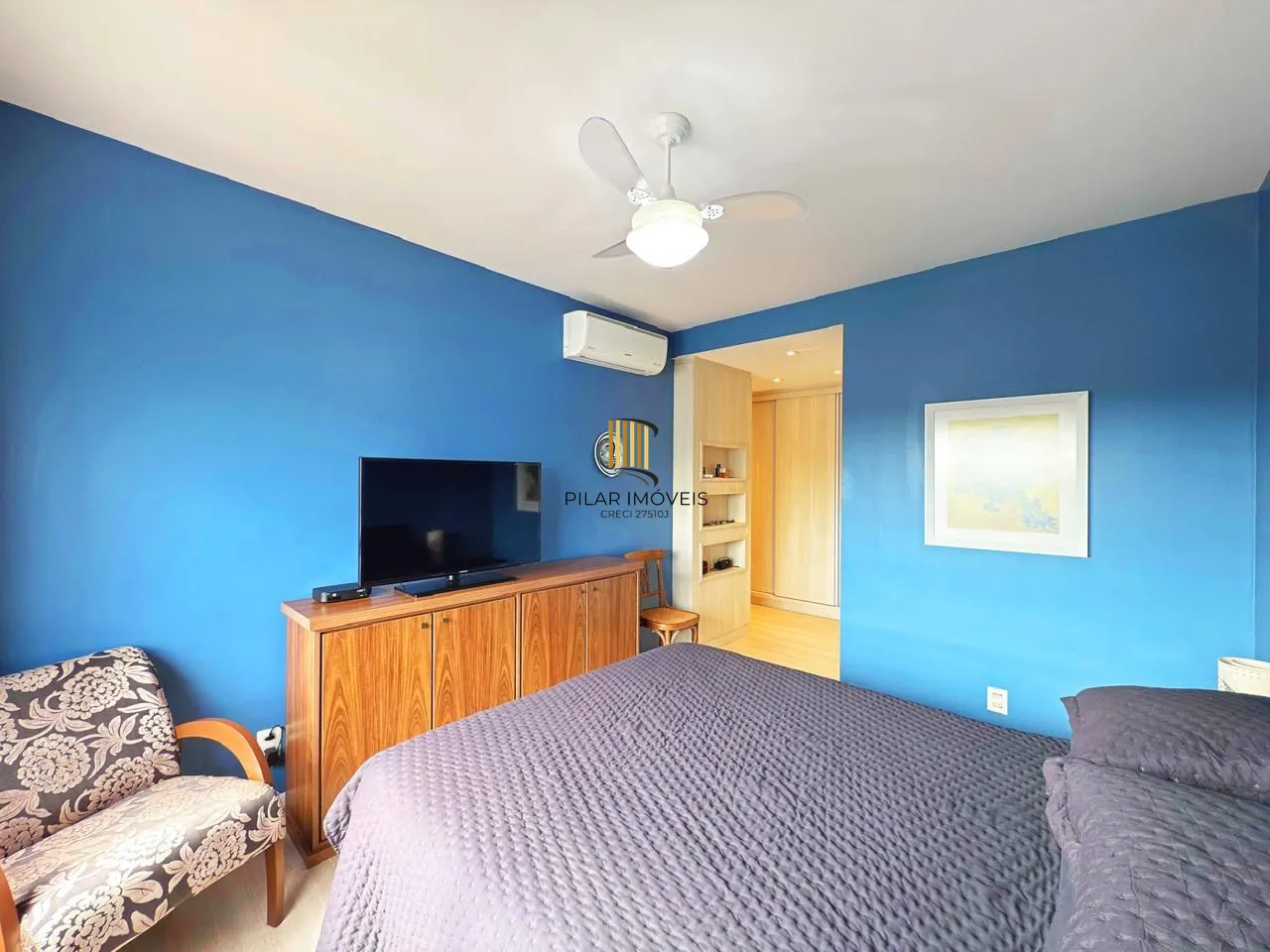 Apartamento de 3 suítes com 3 vagas, 136 m2 próximo ao Shopping Iguatemi.