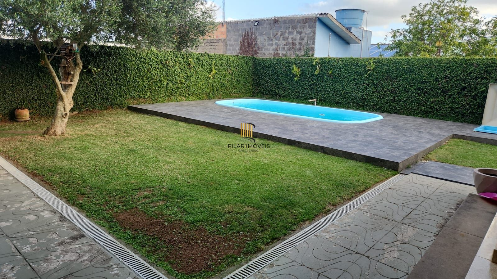 Casa 3 dormitórios no bairro Centro