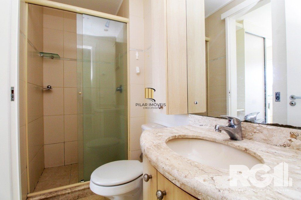 Apartamento de 1 dormitório com suíte americana, 1 vaga de garagem coberta Mobiliado e decorado.