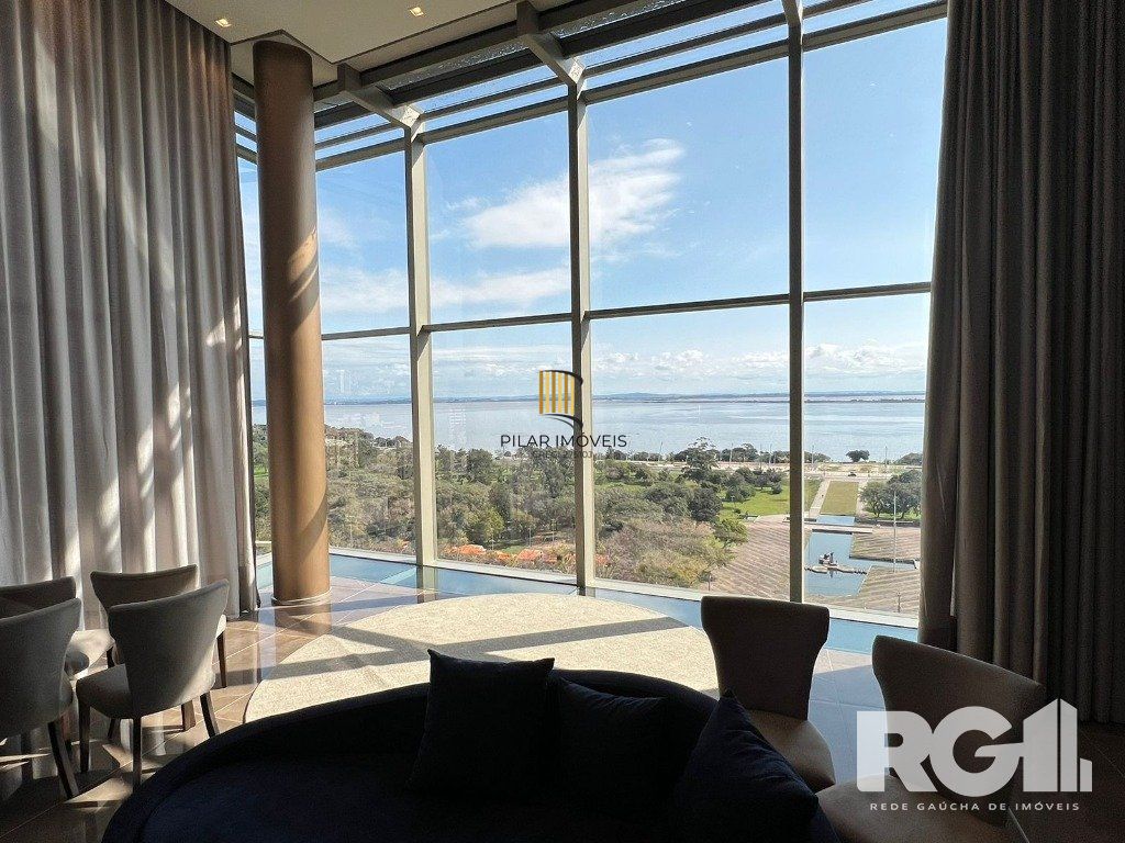 Apartamento 3 dormitórios no bairro Praia de Belas