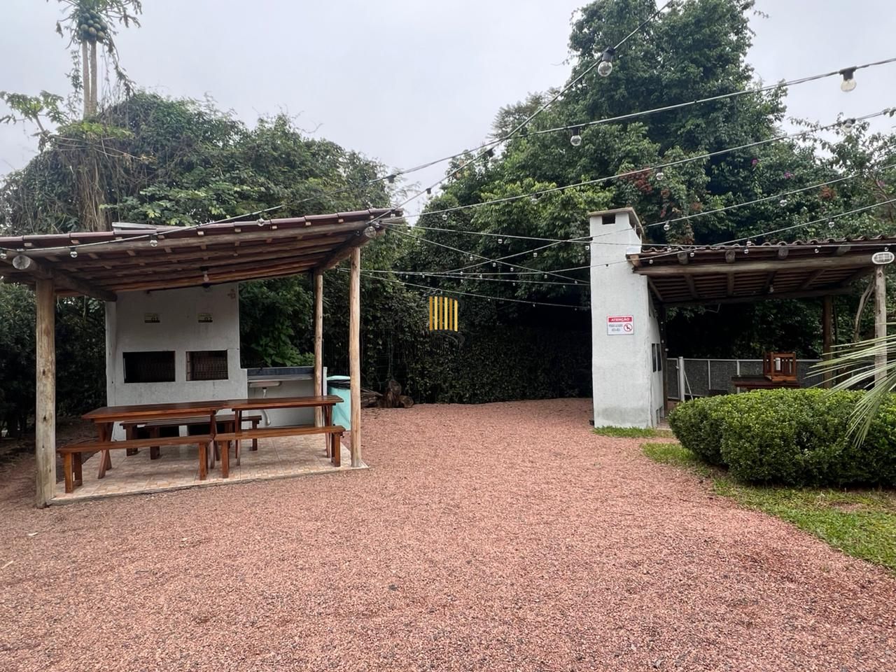 Apartamento 57 m2, 2 dormitórios com 1 vaga coberta!