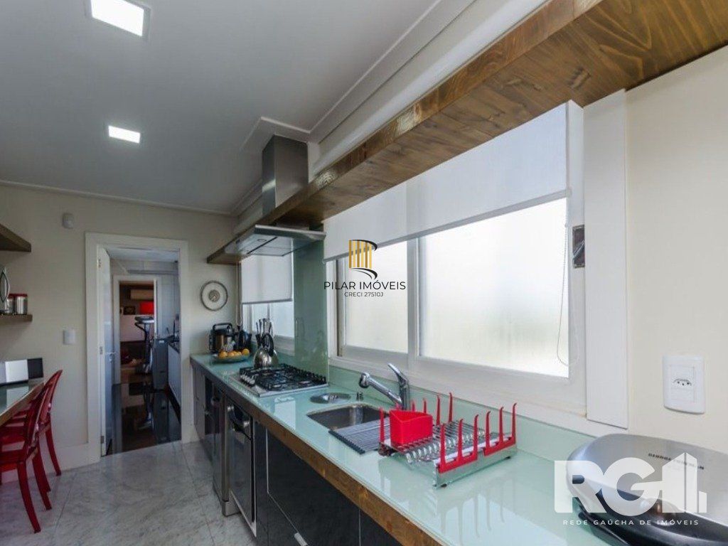 Apartamento 4 dormitórios no bairro Rio Branco
