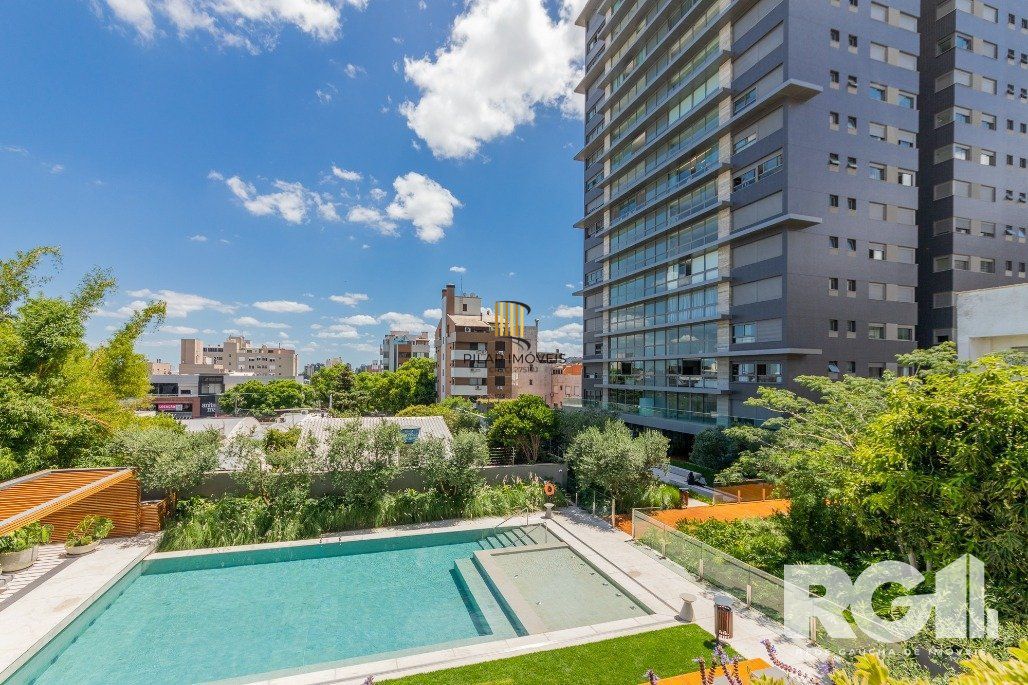 Apartamento de alto padrão construtivo 159 m2 com 3 suítes com 3 vagas no bairro Auxiliadora.