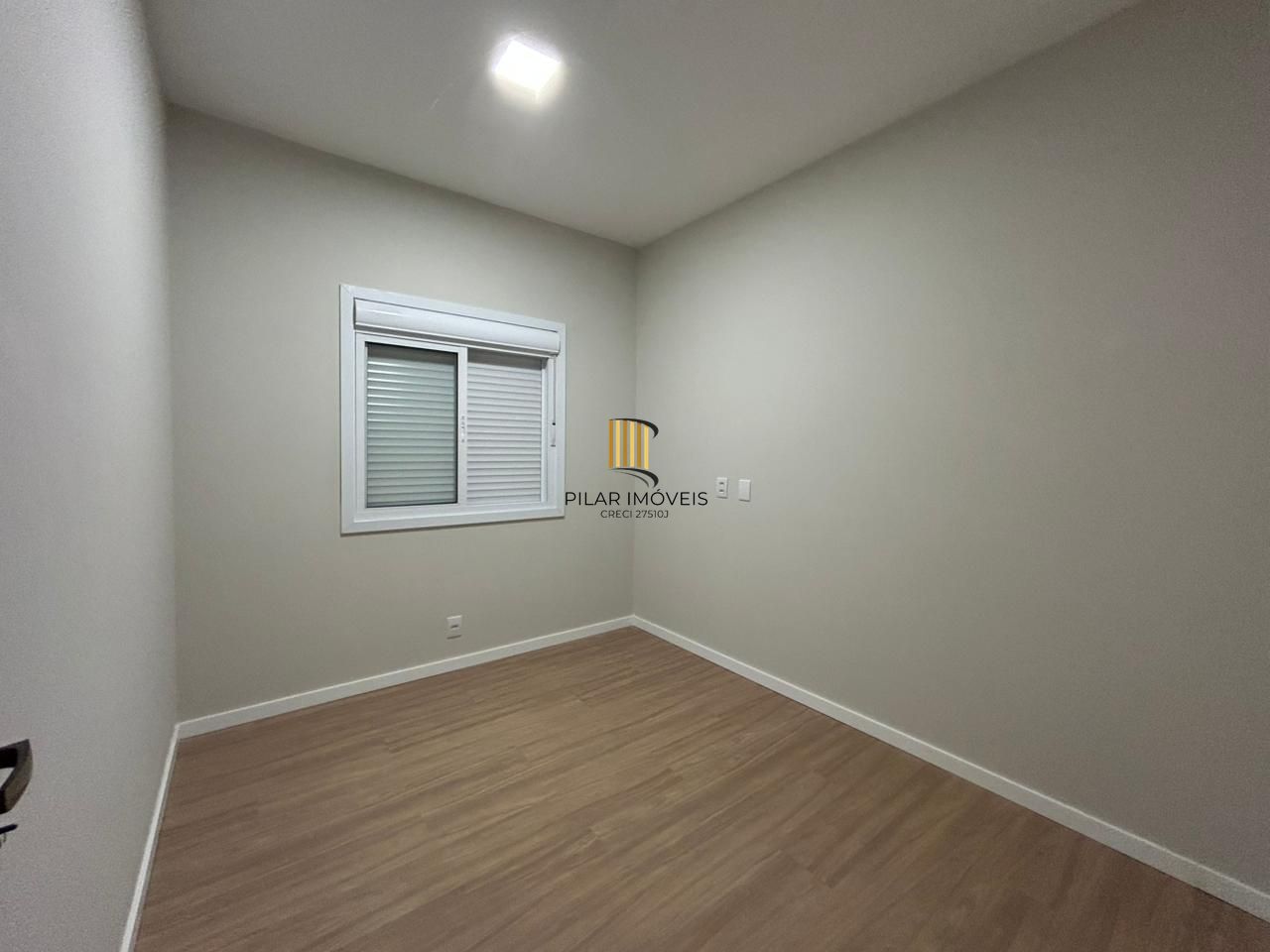 Casa Nova à venda no Loteamento Jardins!! 3 dormitórios,1 suíte, com um lindíssimo pôr do sol, uma casa confortável para a família !!