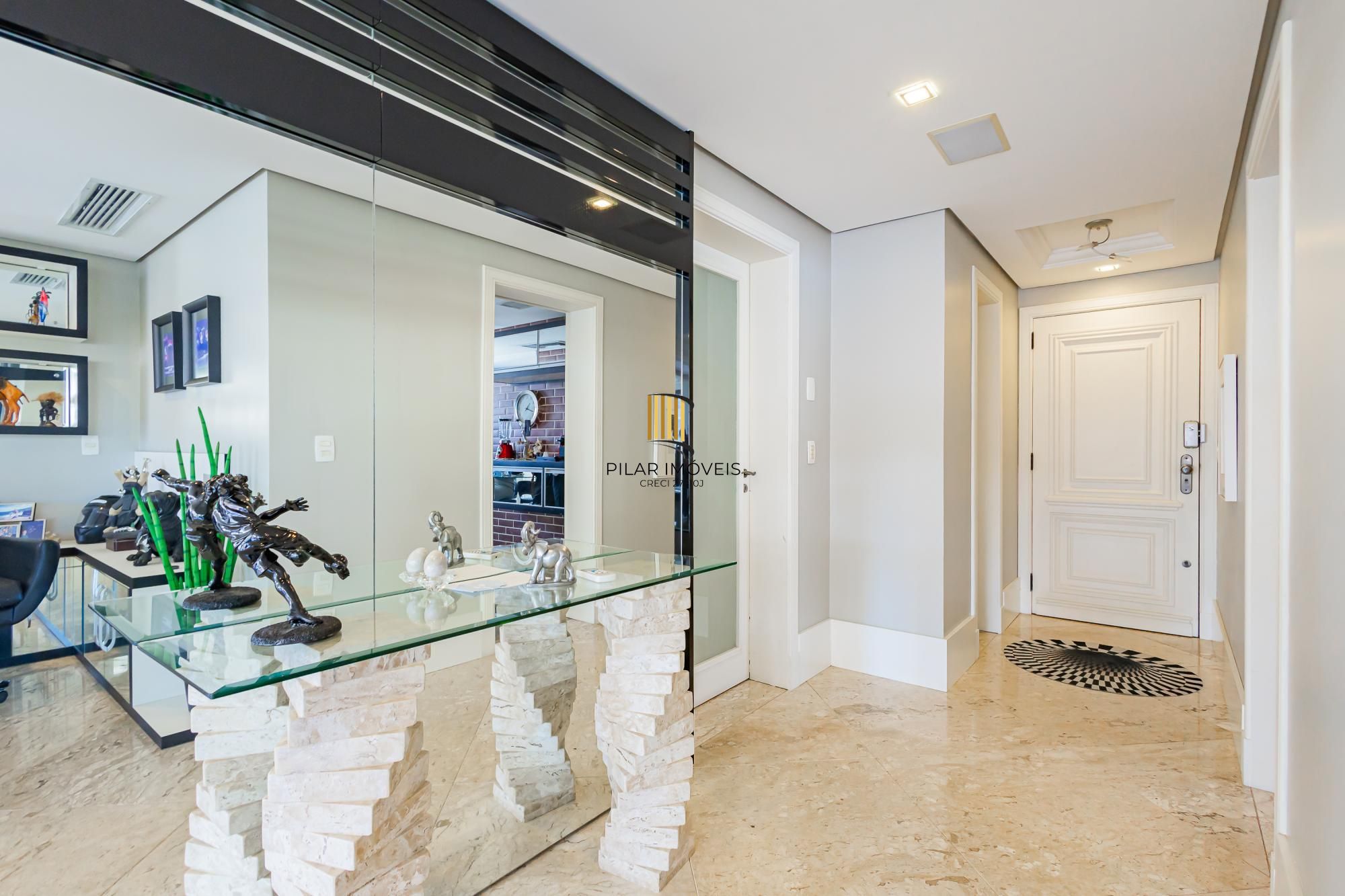 Espetacular apartamento 3 suítes 3 vagas com infra completa no Moinhos de Vento