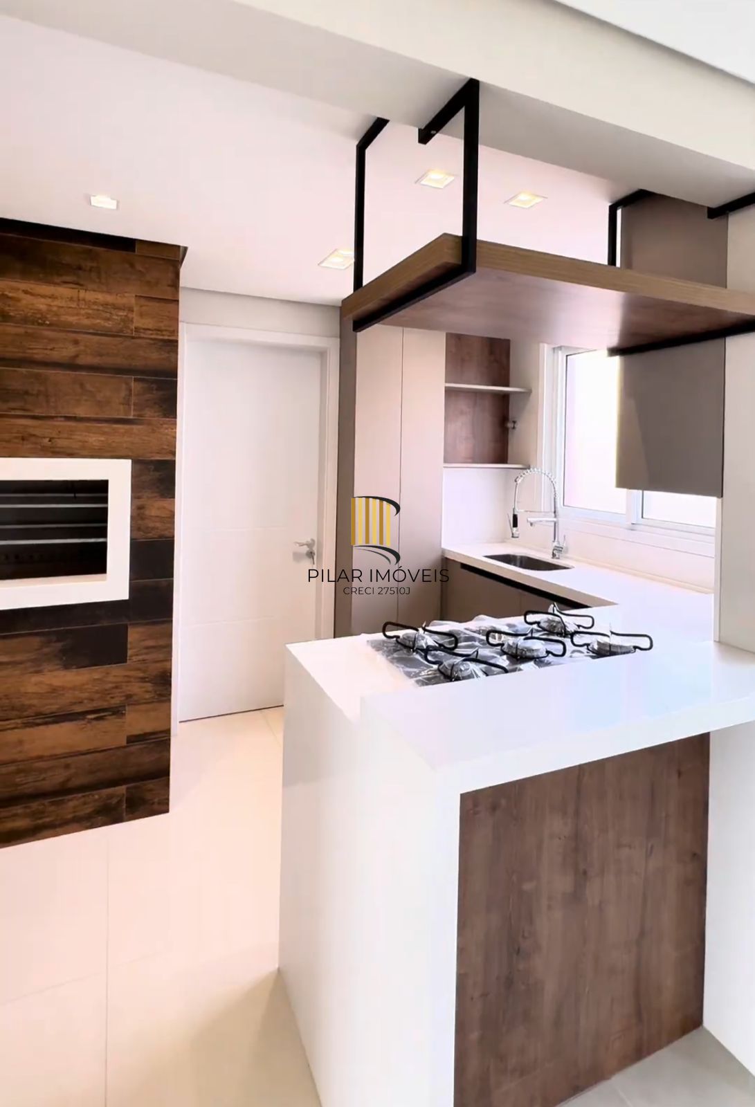 GARDEN À VENDA !! Proximo ao shopping Iguatemi, 164m2 privativos, 3 suites, espaço gourmet c/ churrasqueira, sistema de aspiração de pó instalado, 3 vagas de garagem, infra c/ salão de festas montado e equipado, espaço fitness, bicicletário, portaria 24H