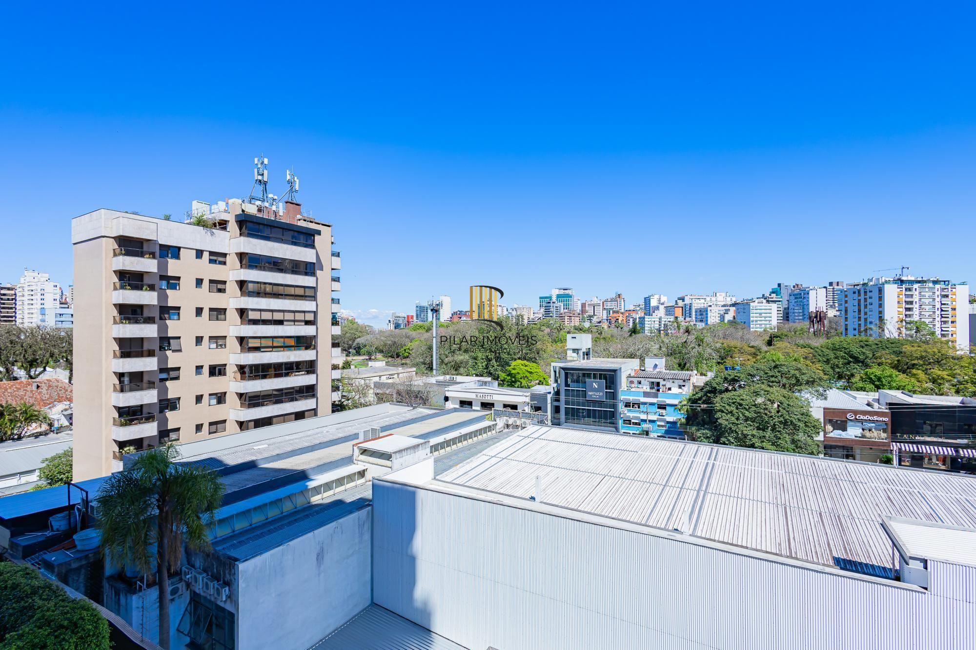 Espetacular apartamento 3 suítes 3 vagas com infra completa no Moinhos de Vento