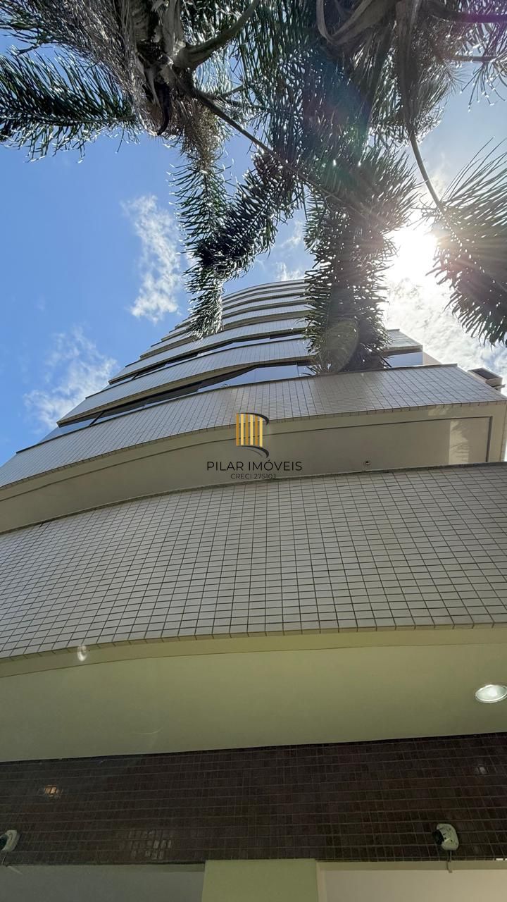 Apartamento a venda de 105 m2 2 dormitórios sendo 1 suíte e 2 vagas individuais no bairro Petrópolis.