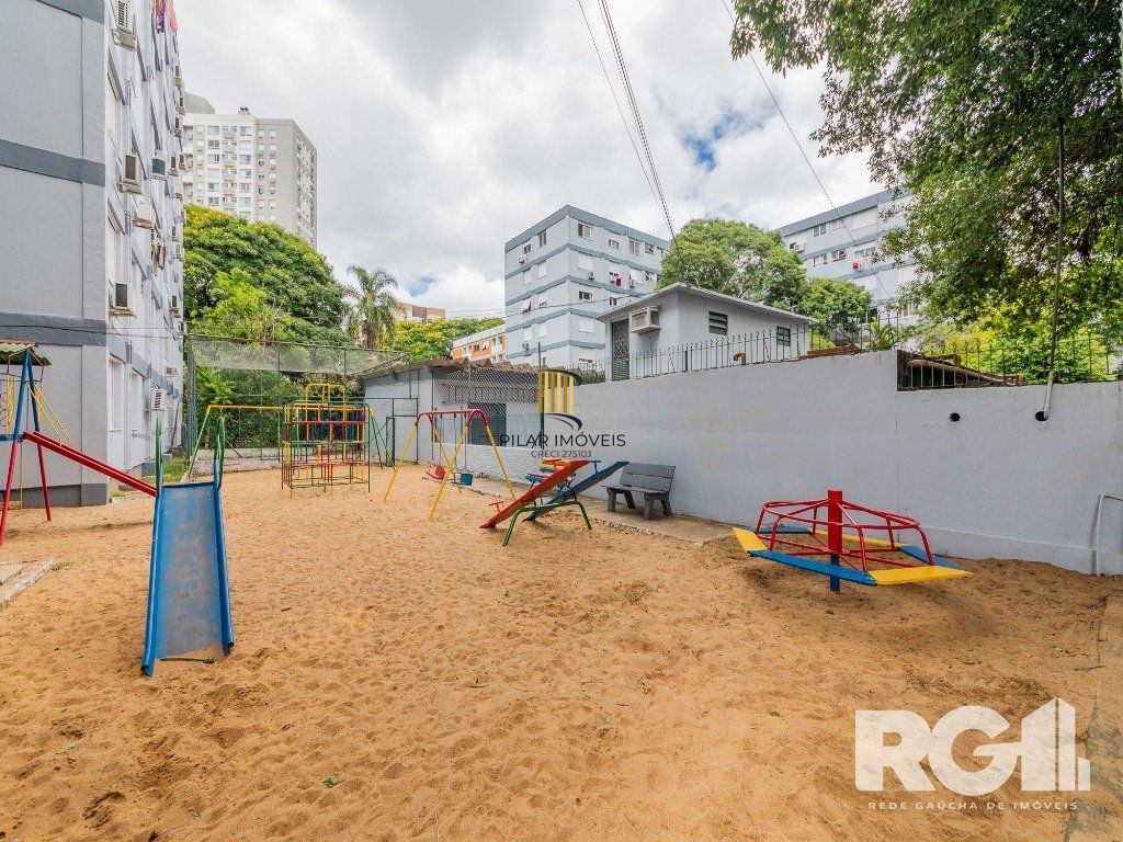Apartamento 2 dormitórios no bairro Partenon