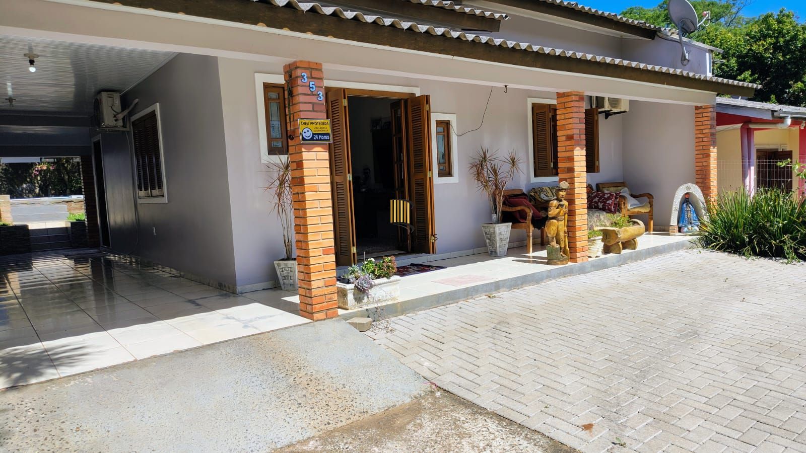 Chácara de 515 m2 com casa térrea a venda em Nova Santa Rita