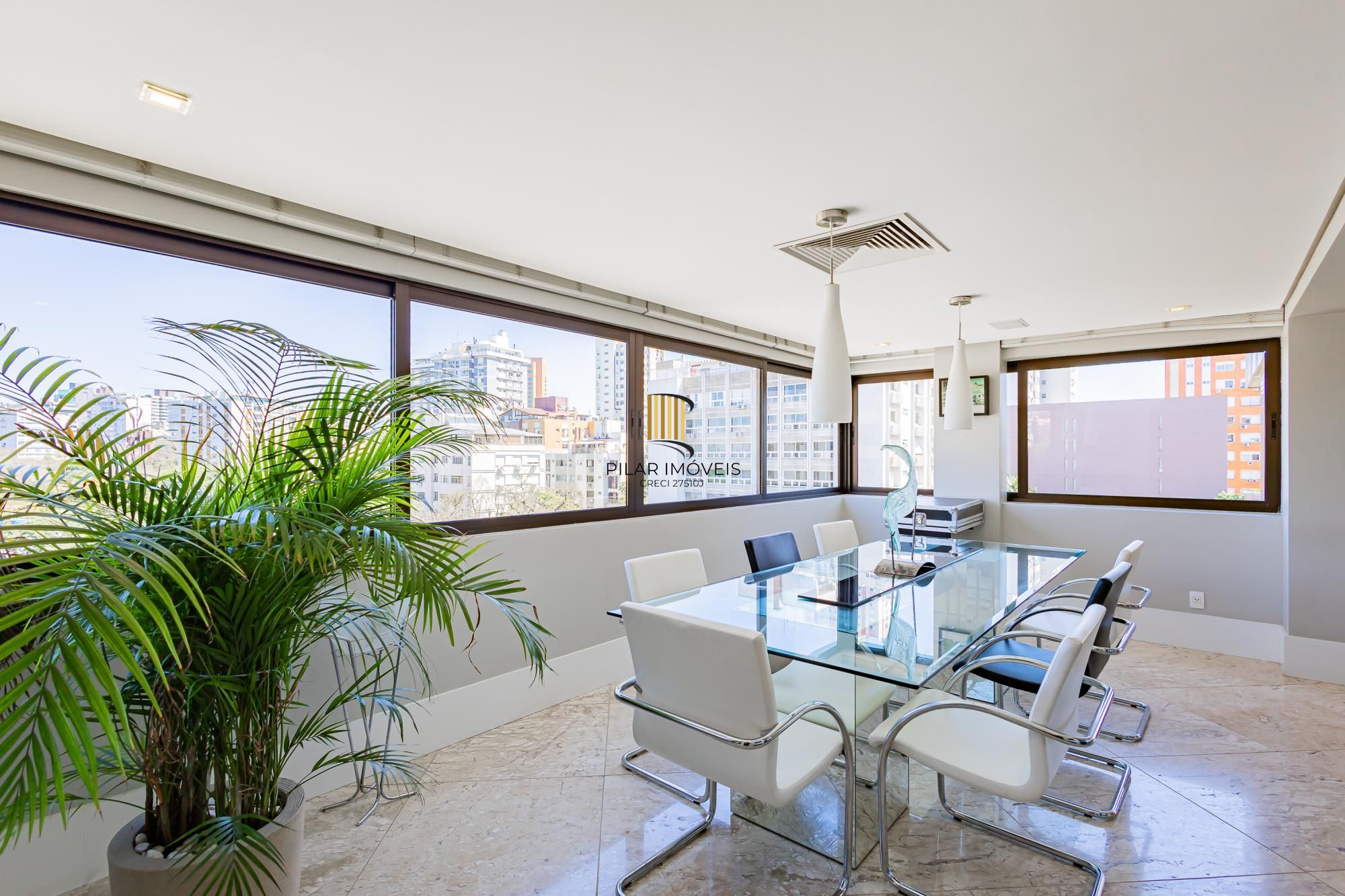 Espetacular apartamento 3 suítes 3 vagas com infra completa no Moinhos de Vento