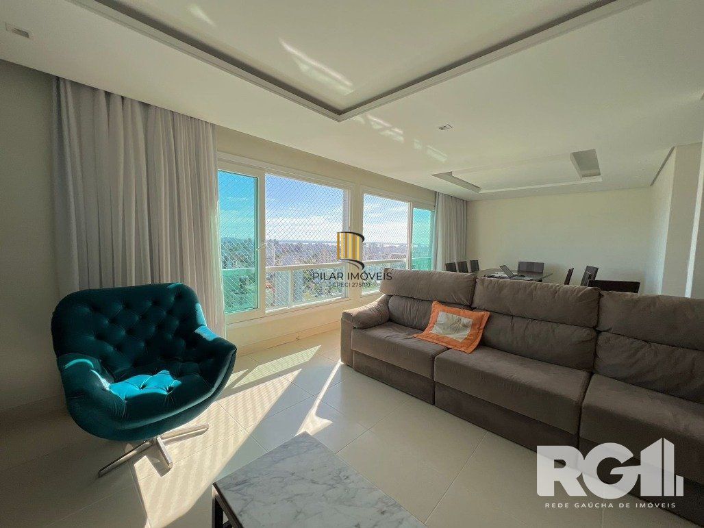 Espetacular apartamento para ALUGAR mobiliado com eletrodomésticos, 3 dormitórios, 2 vagas cobertas, infra completa no coração do Bairro Petrópolis.