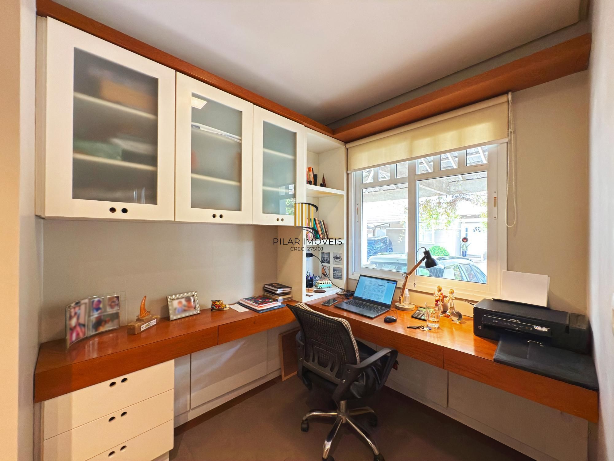 Casa lindíssima no Terra Mater à venda 3 dorm, Lareira e 2 vagas