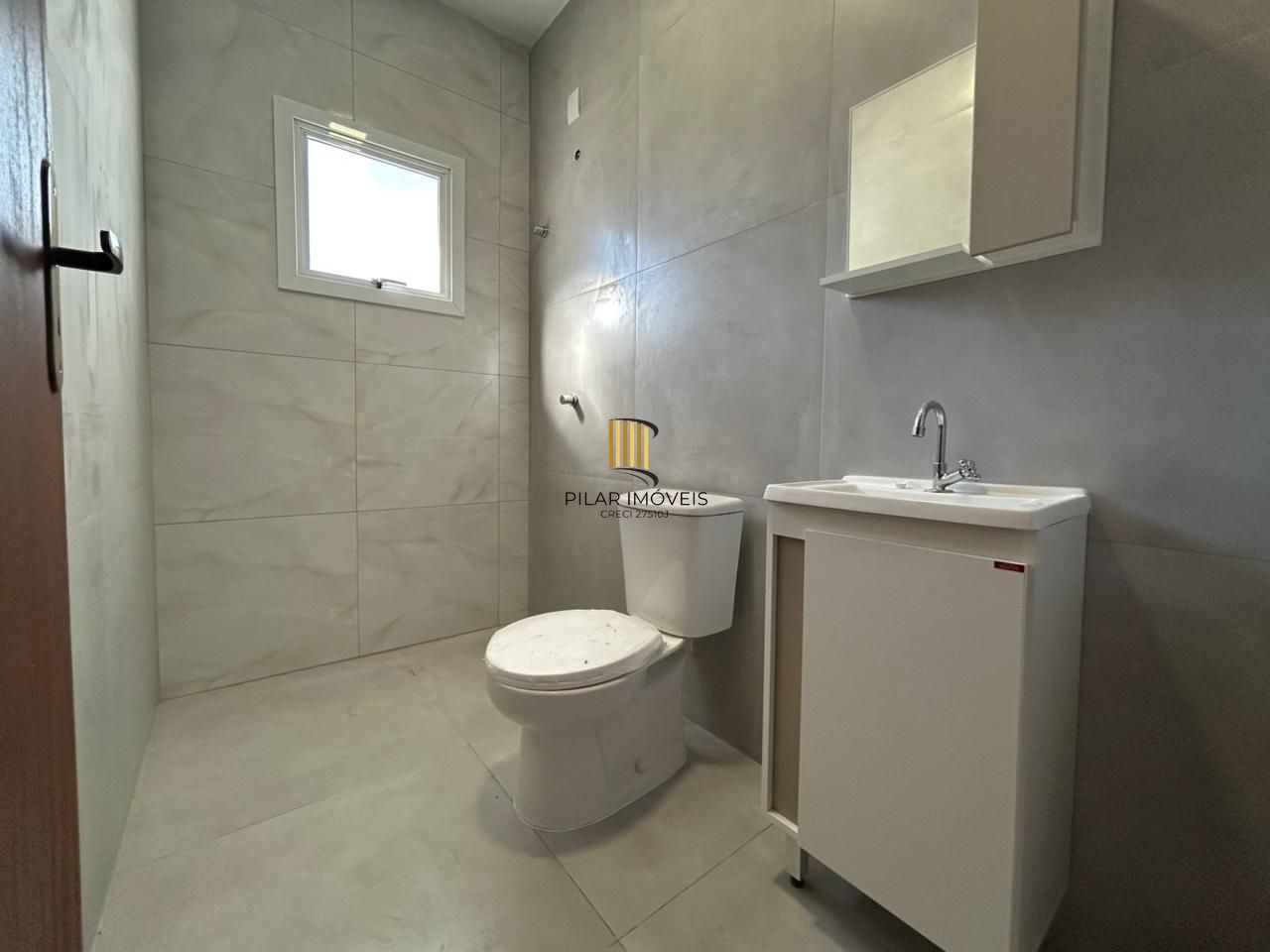 Casa Nova à venda no Loteamento Jardins!! 3 dormitórios,1 suíte, com um lindíssimo pôr do sol, uma casa confortável para a família !!