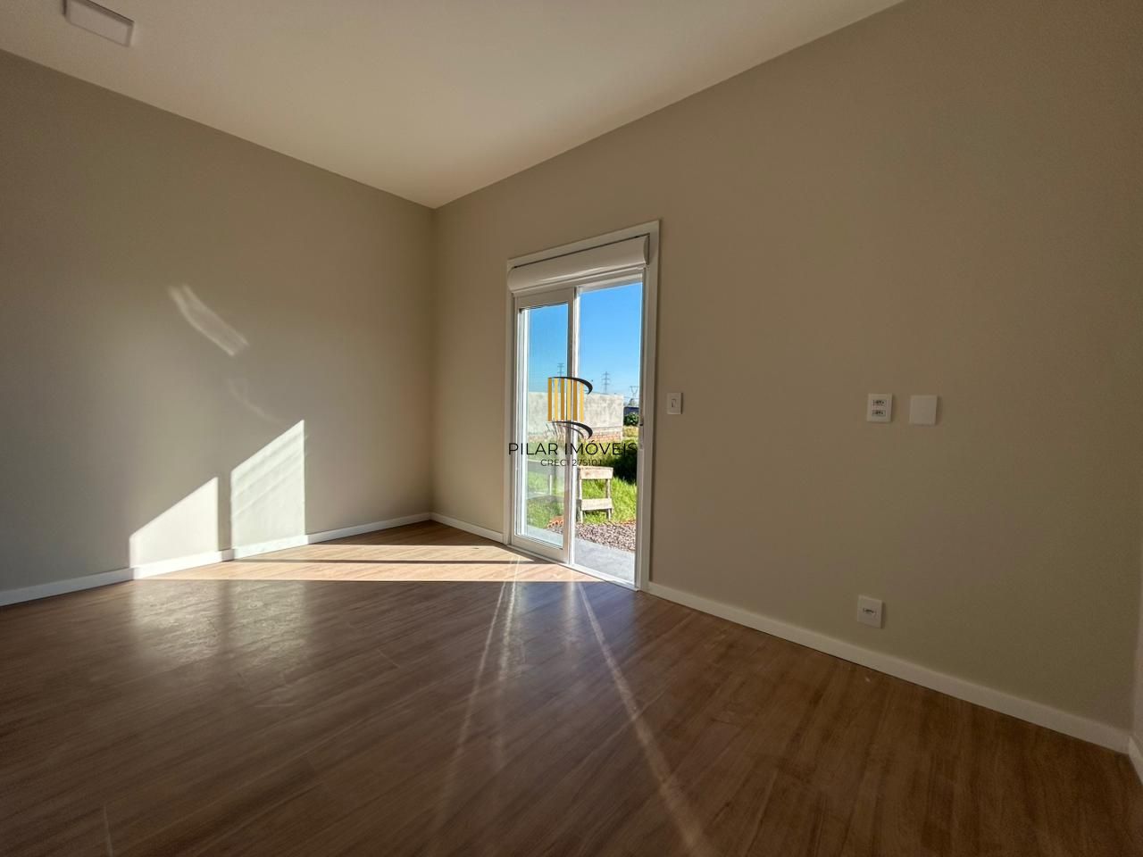 Casa Nova à venda no Loteamento Jardins!! 3 dormitórios,1 suíte, com um lindíssimo pôr do sol, uma casa confortável para a família !!