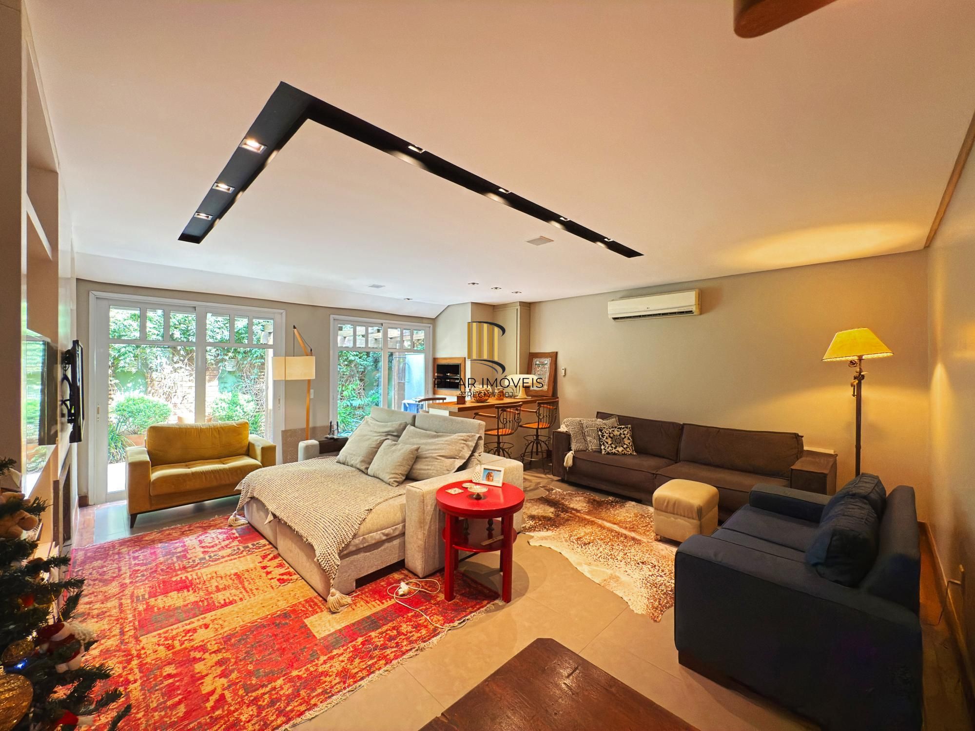 Casa lindíssima no Terra Mater à venda 3 dorm, Lareira e 2 vagas