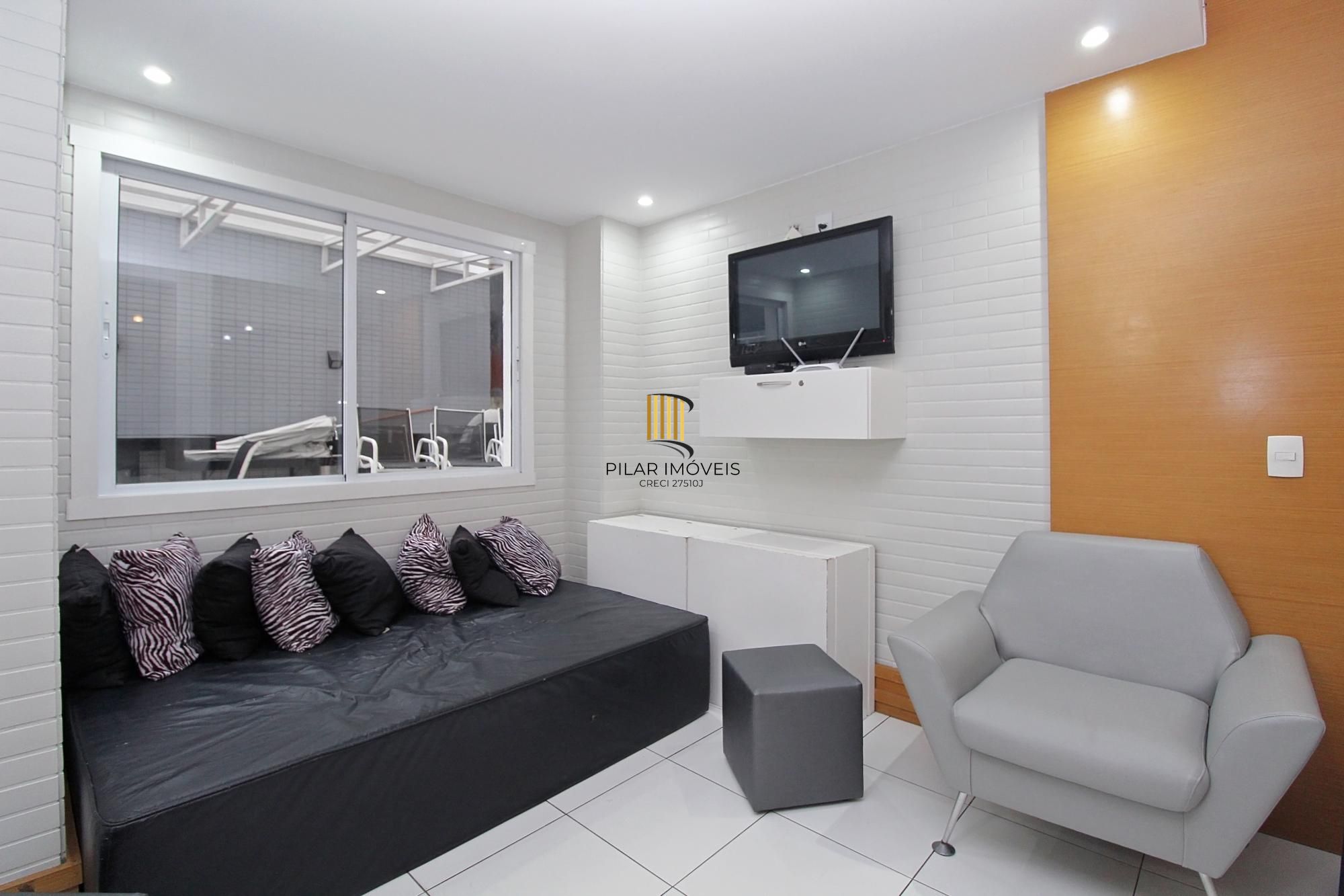 Apartamento 1 dormitório c/vaga escriturada coberta e infra completa no Rio Branco