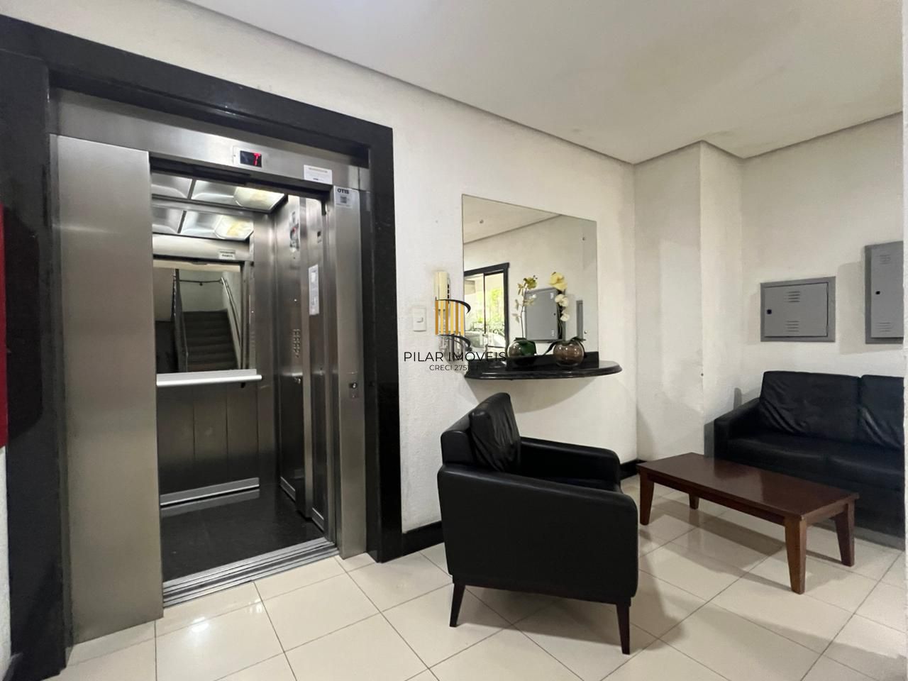 Apartamento 57 m2, 2 dormitórios com 1 vaga coberta!