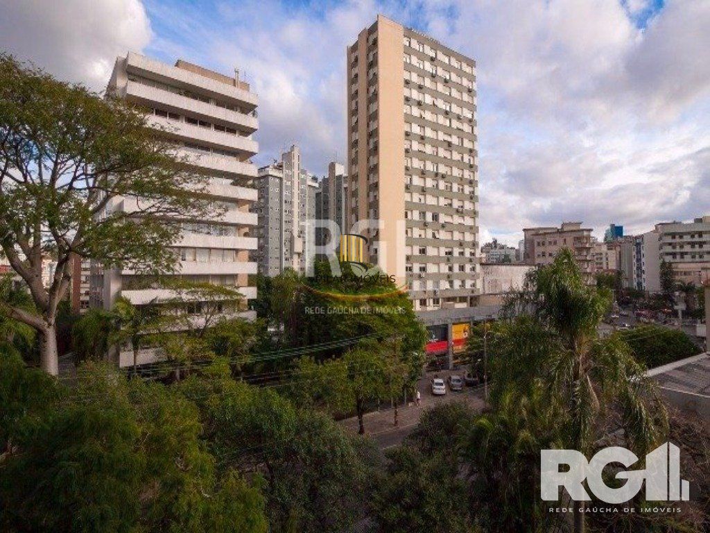 Apartamento 3 dormitórios no bairro Moinhos de Vento