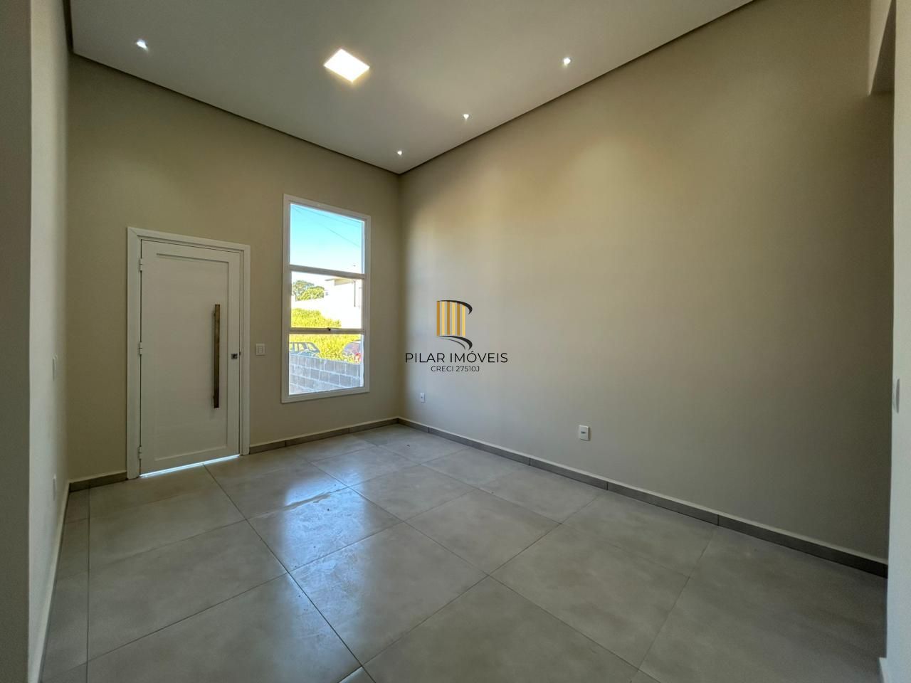 Casa Nova à venda no Loteamento Jardins!! 3 dormitórios,1 suíte, com um lindíssimo pôr do sol, uma casa confortável para a família !!