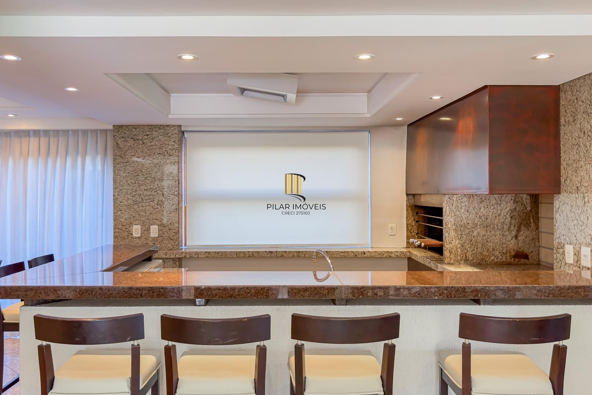 Espetacular apartamento 3 suítes 3 vagas com infra completa no Moinhos de Vento
